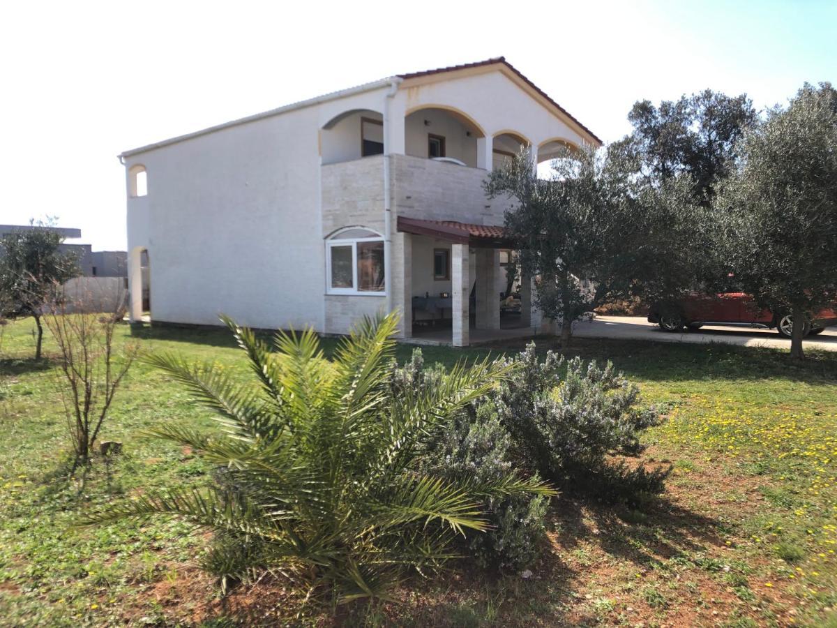 Apartments Marija Vir Exterior photo